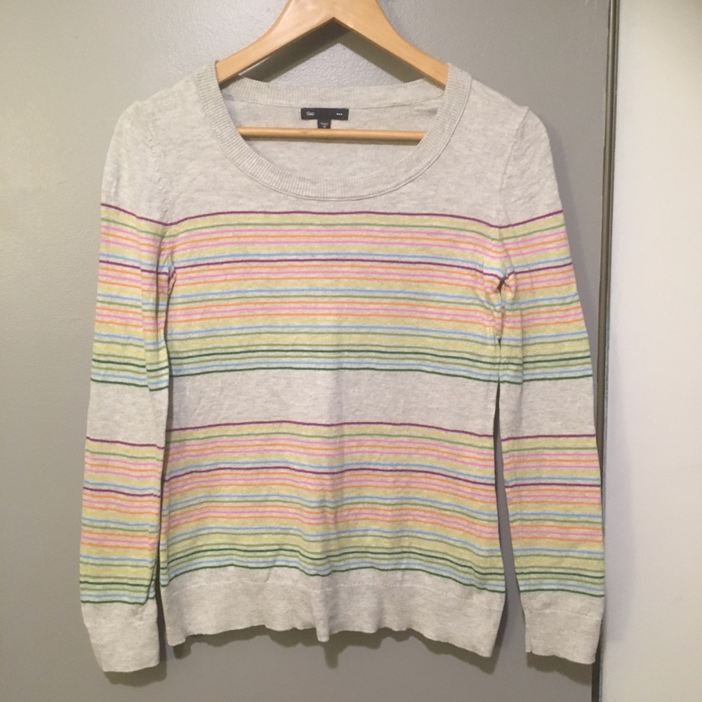 SALE ⚡️3/20⚡️GAP striped sweater
